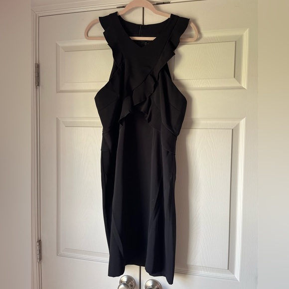 Trina Turk Dresses & Skirts - Trina Turk Ruffle Sheath Dress